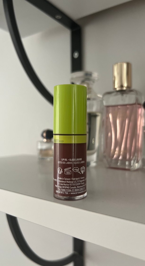 NYX Parlak Haki Ruj Parlatıcısı - Görsel 2