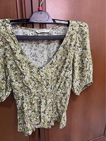 Stradivarius Bluzz