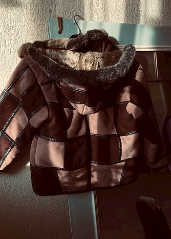 Kürklü Kapüşonlu Erkek Çocuk Süet Biker Mont - Görsel 3