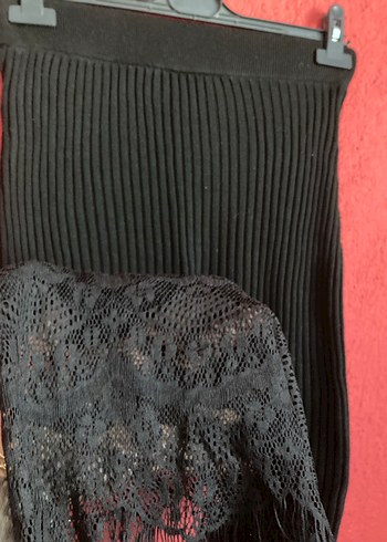 Siyah Nakışlı Uzun Triko Elbise - Görsel 3