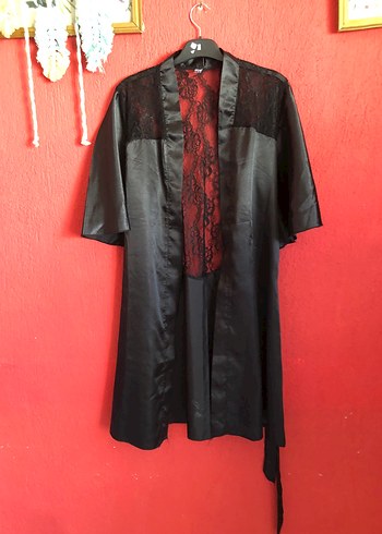 Siyah Uzun Desenli Kadın Gotik Sabahlık