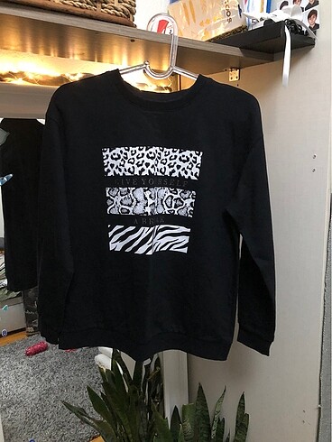 Defacto sweat