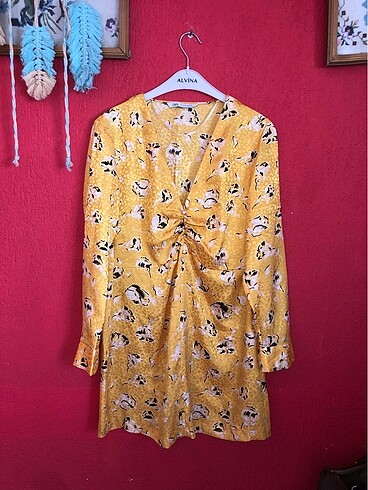 Zara saten elbise