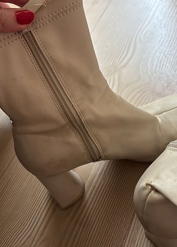 Bej Deri Kadın Topuklu Bot - Görsel 5