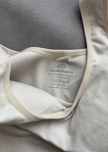 Trendyol Beyaz Spor Sütyeni Midi Boy - Görsel 2