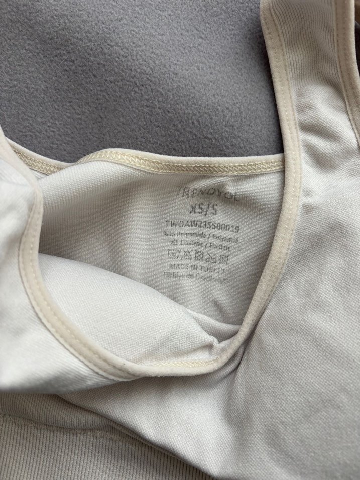 Trendyol Beyaz Spor Sütyeni Midi Boy - Görsel 2