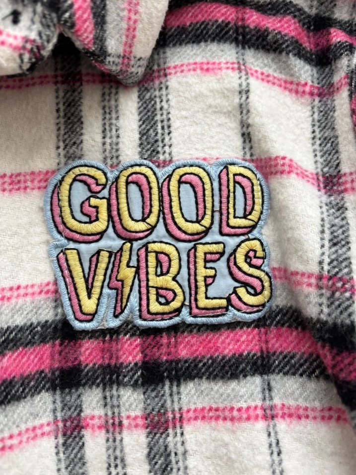 Uzun Kollu Düğmeli Kadın Gömlek - Görsel 3