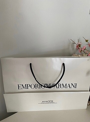 Emporio Armani EMPORIO ARMANI KARTON BÜYÜK BOY ÇANTA 45*31*13 CM