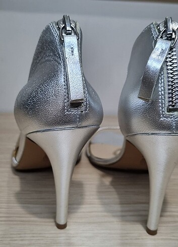 38 Beden gri Renk ORJ. NINE WEST TEMİZ