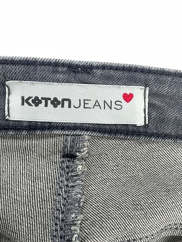 26 Beden gri Renk Koton Jean / Kot %70 İndirimli.