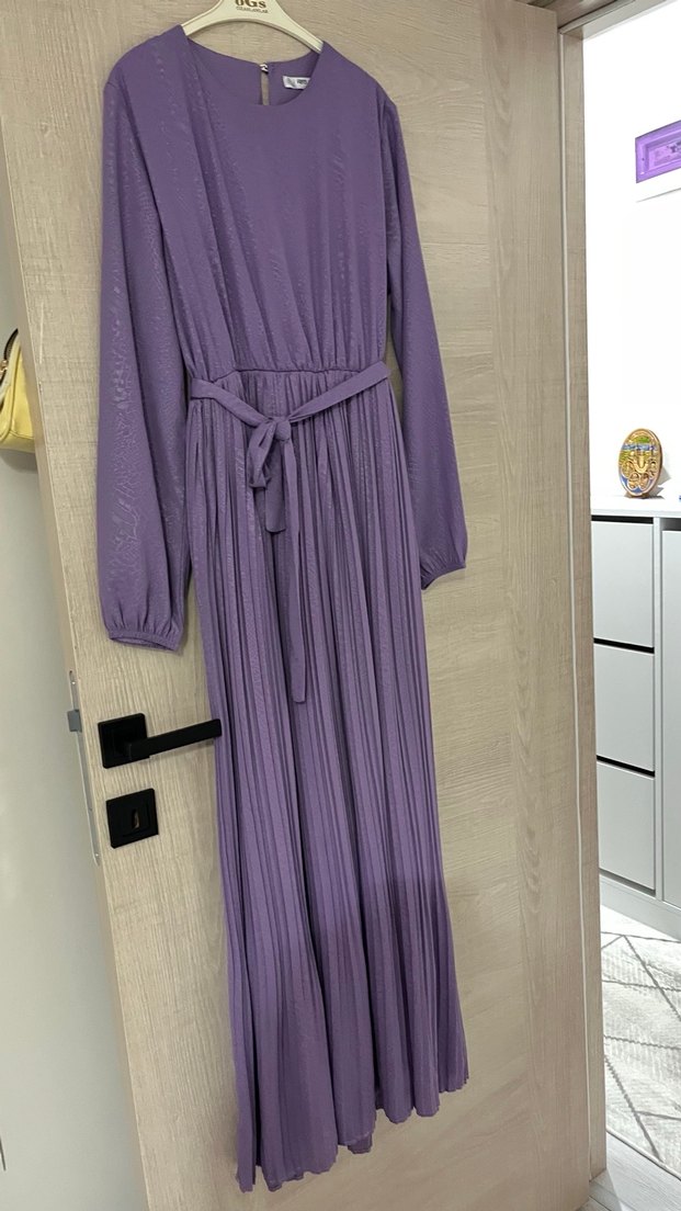 Lila Piliseli Uzun Kadın Elbise - Görsel 4