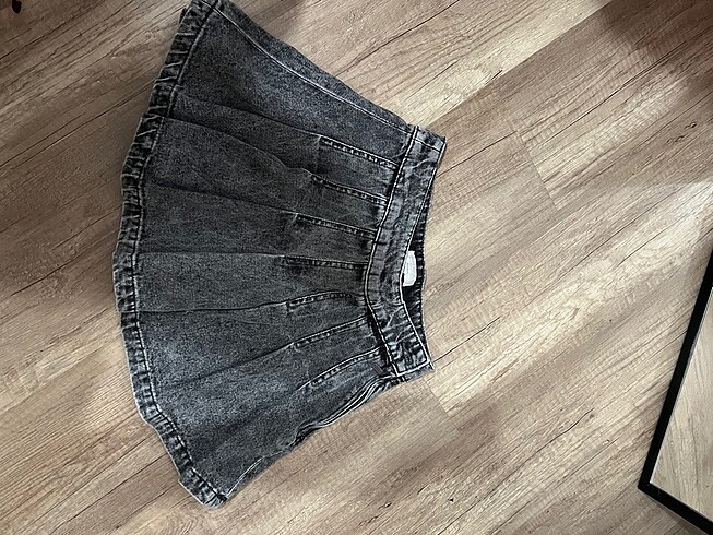 xs Beden Pull&Bear Pileli etek