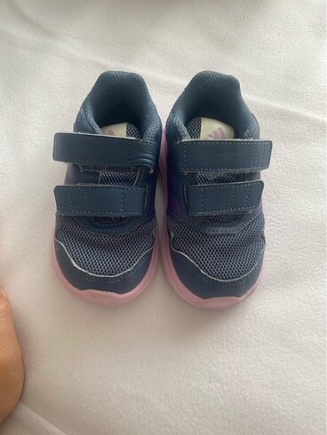 21 Beden Adidas ayakkabı