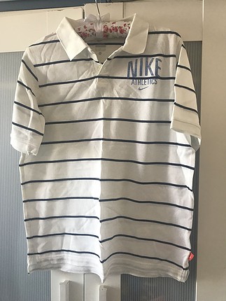 Nike lacoste yaka