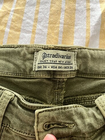 Stradivarius Stradivarius pantolon