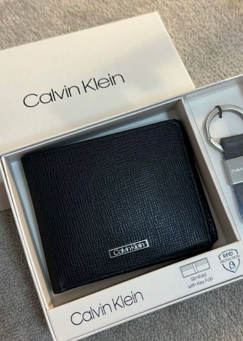 Calvin Klein Siyah Deri Cuzdan Anahtarlik Seti