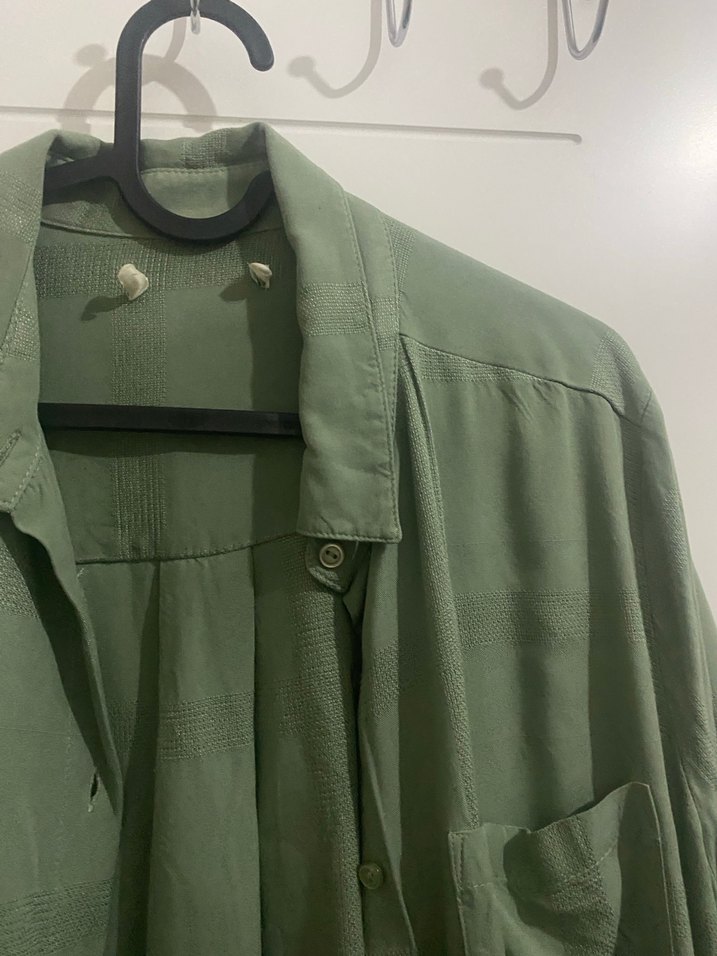 Düğmeli, Uzun Kollu Kadın Keten Gömlek - Görsel 2