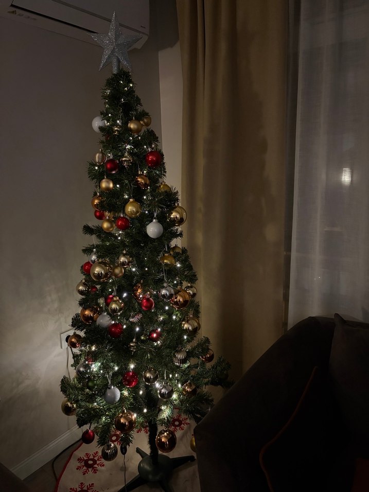 Çok Renkli Yılbaşı Ağacı - Görsel 4