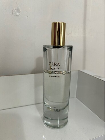 Zara red temptation