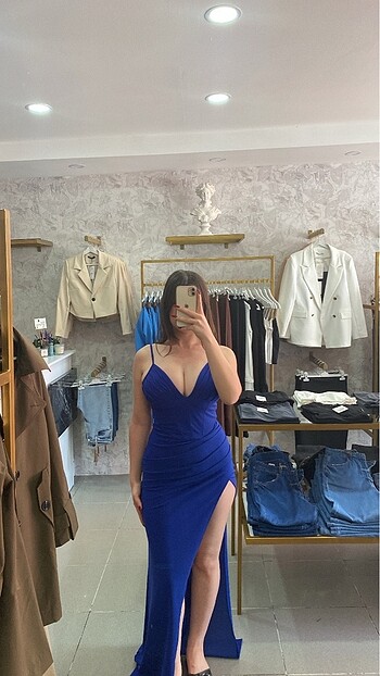 Mavi Elbise