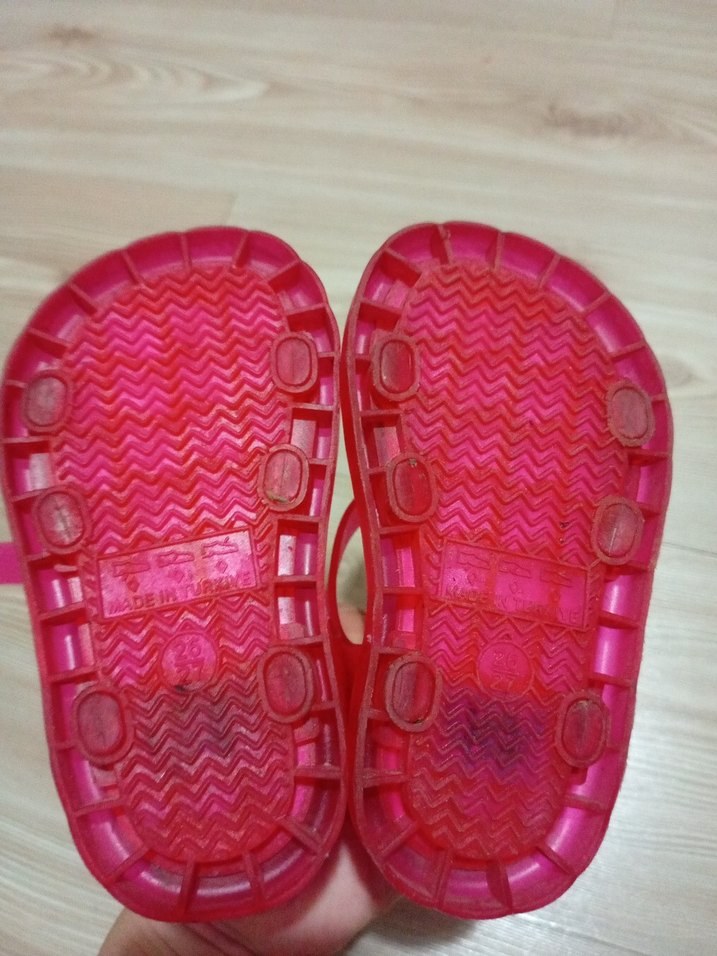 Kız Çocuk Pembe Baskılı Tokalı Terlik - Görsel 5