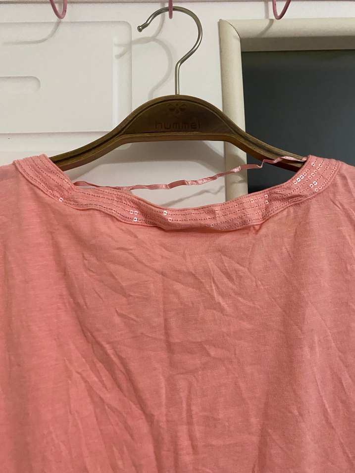 Pembe V Yakalı Kolsuz Keten Kadın Bluz - Görsel 5