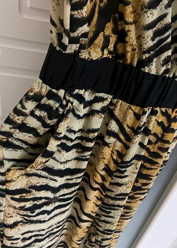 Kahverengi Zebra Desenli Kadın Tulum - Görsel 4