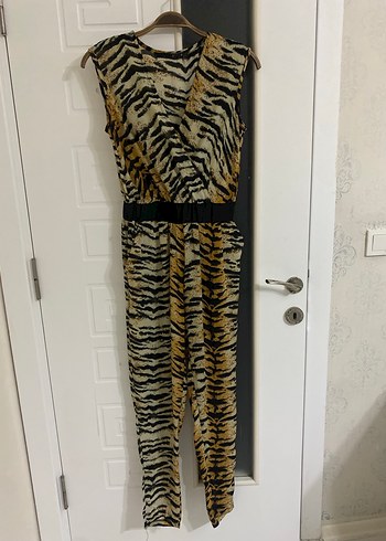 Kahverengi Zebra Desenli Kadın Tulum - Görsel 6