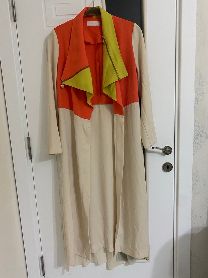 Renkli Drapeli Uzun Kadın Trençkot - Görsel 2