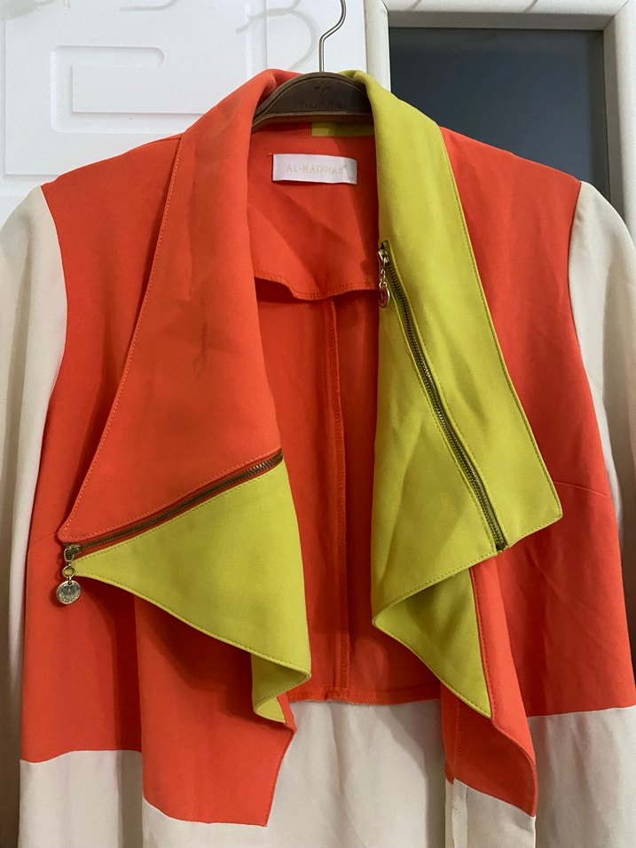 Renkli Drapeli Uzun Kadın Trençkot - Görsel 3