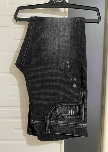 Armani Jeans 32