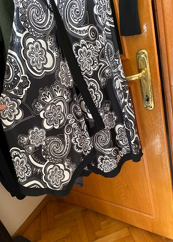 Uzun Kol Siyah Desenli Elbise - Görsel 7