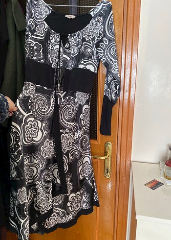 Uzun Kol Siyah Desenli Elbise - Görsel 10