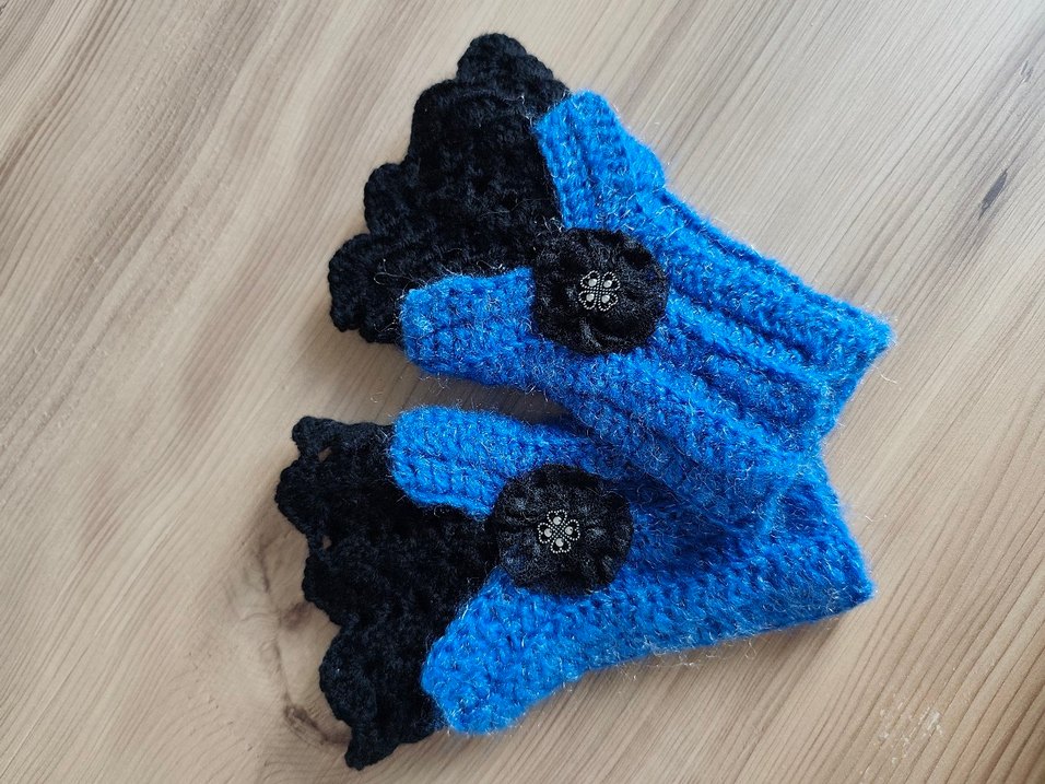 Kadın Mavi Örgü Gotik Eldiven - Görsel 2