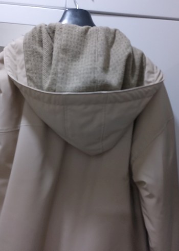 Bej Kadın Uzun Boy Yağmurluk - Görsel 5