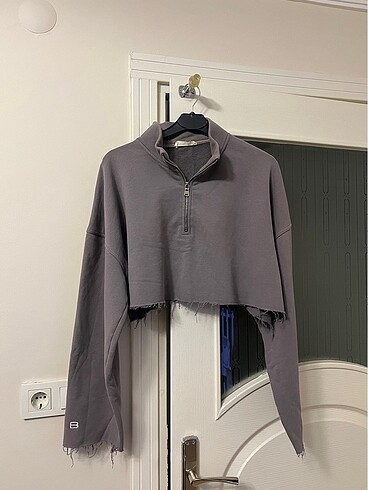 Fermuarlı Cropped Sweat