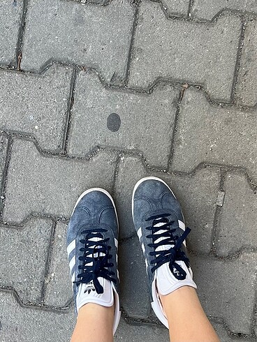 38 Beden mavi Renk ADIDAS GAZELLE