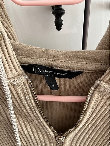 Armani ARMANI HIRKA
