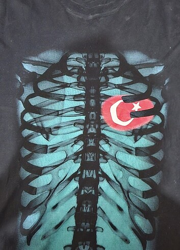 l Beden PİSLİCK MARKA VİNTAGE TİŞÖRT