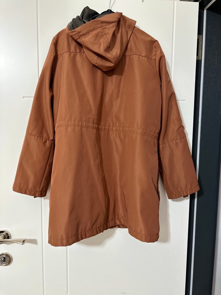 Kahverengi Deri Kemerli Uzun Kadın Yağmurluk - Görsel 2