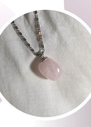 Pembe kuvars kolye 