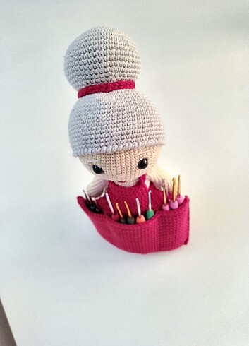 Amigurumi Örgücü teyze - Görsel 2