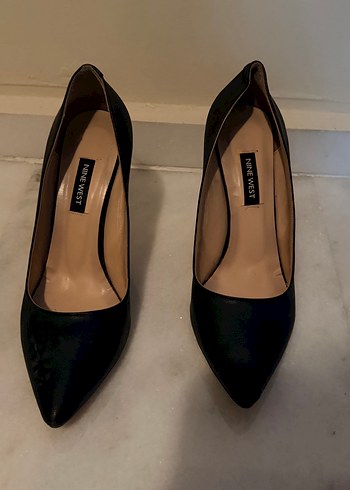 Nine West ürünü