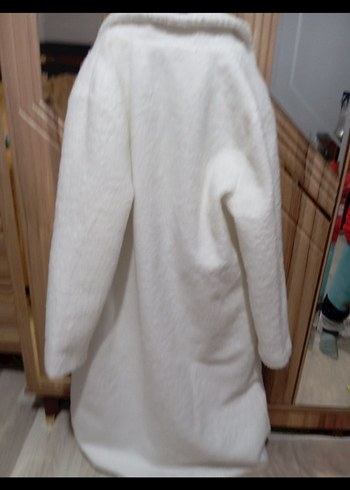 Çift Düğmeli Beyaz Uzun Kaban - Görsel 8