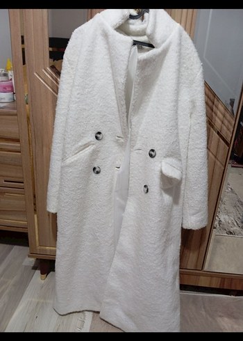 Çift Düğmeli Beyaz Uzun Kaban - Görsel 7