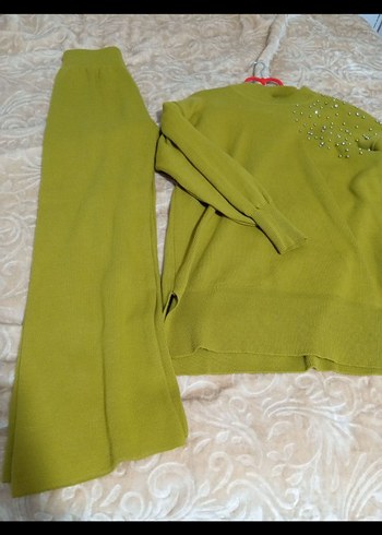 Sarı Uzun Kollu Boğazlı Triko Kazak - Görsel 4