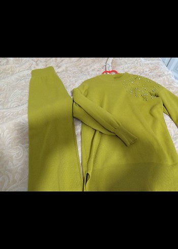 Sarı Uzun Kollu Boğazlı Triko Kazak - Görsel 3