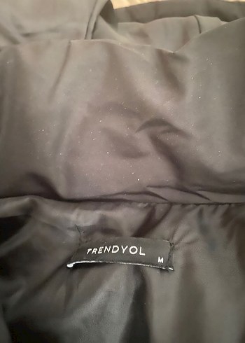 Düğmeli Siyah Midi Kadın Mont - Görsel 3