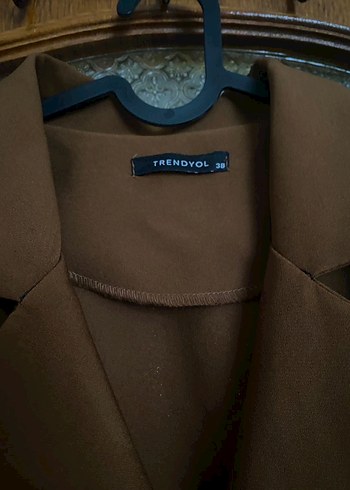 Düğmeli Kahverengi Kadın Tulum - Görsel 2