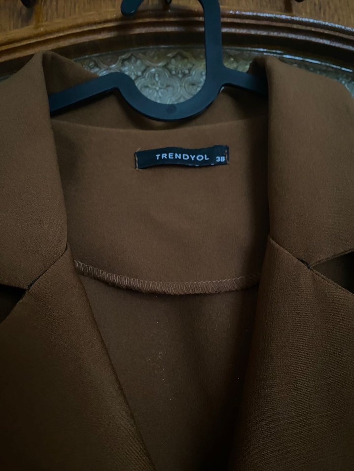 Düğmeli Kahverengi Kadın Tulum - Görsel 2